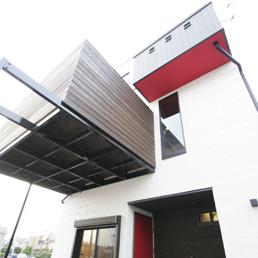 ロフトにウッドデッキ！遊び心が一杯の3階建住宅