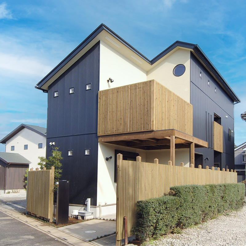 中庭と吹き抜けのある和ナチュラルな家