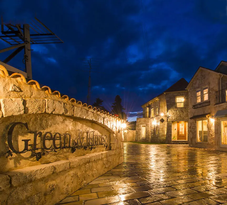 アート&アンティークハウス