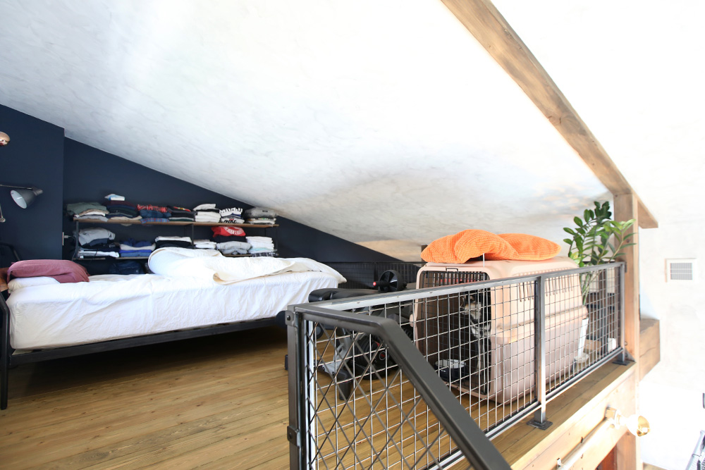 暮らし快適アイデア満載のスタイリッシュモダンの無垢の家