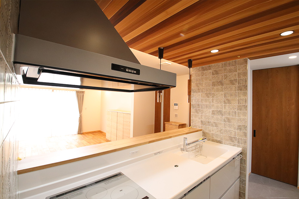 家族それぞれの居場所がある新しい二世帯住宅の家