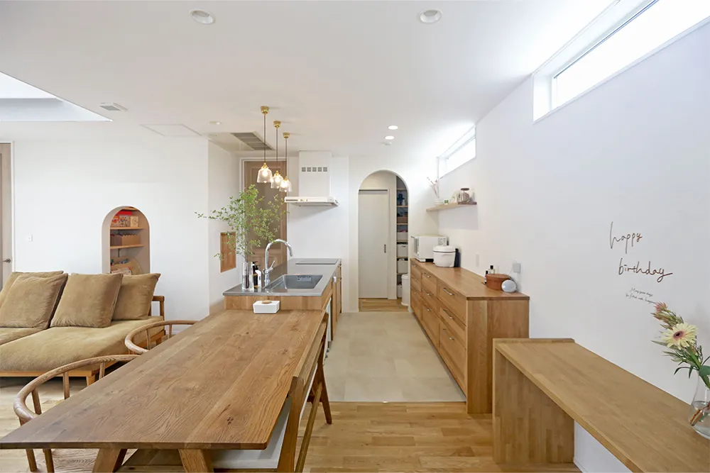 子供が喜ぶ遊び心いっぱいの回遊動線の家