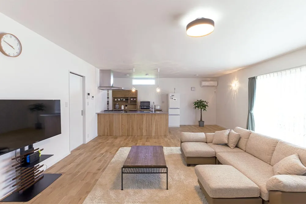 リビングの大空間を愉しむ。すっきり暮らす平屋住宅